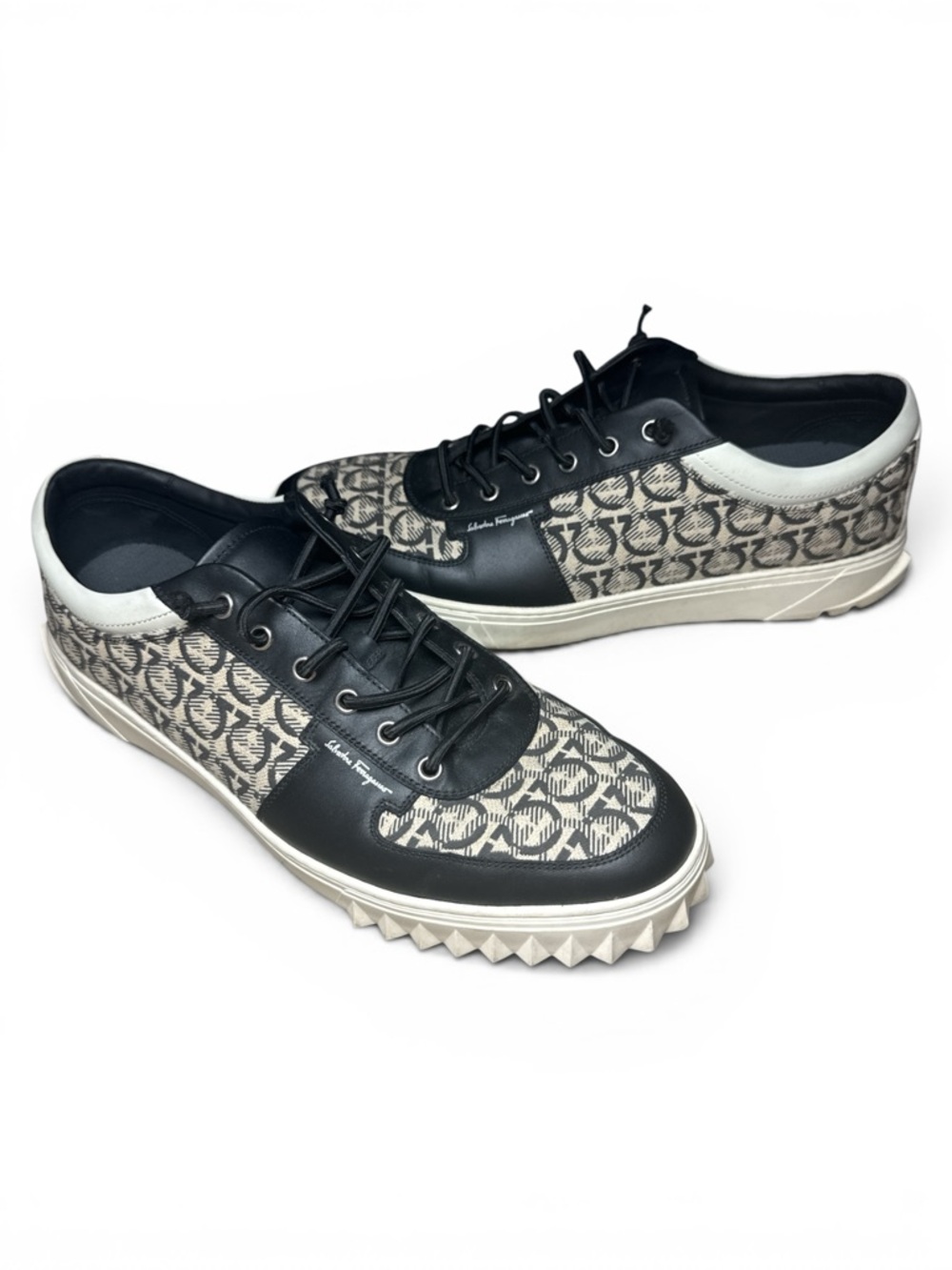 Salvatore Ferragamo Gancini Sneakers Black Monogram Lace Up Shoes Size 10.5